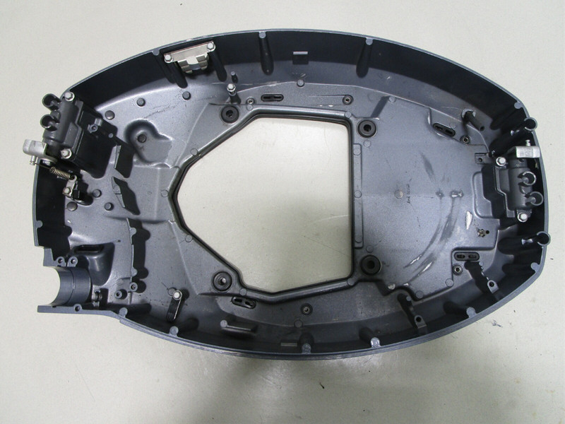 6D8-42710-00-8D Yamaha Outboard 75 HP 4 STK Lower Bottom Cowl Engine Pan Cowling