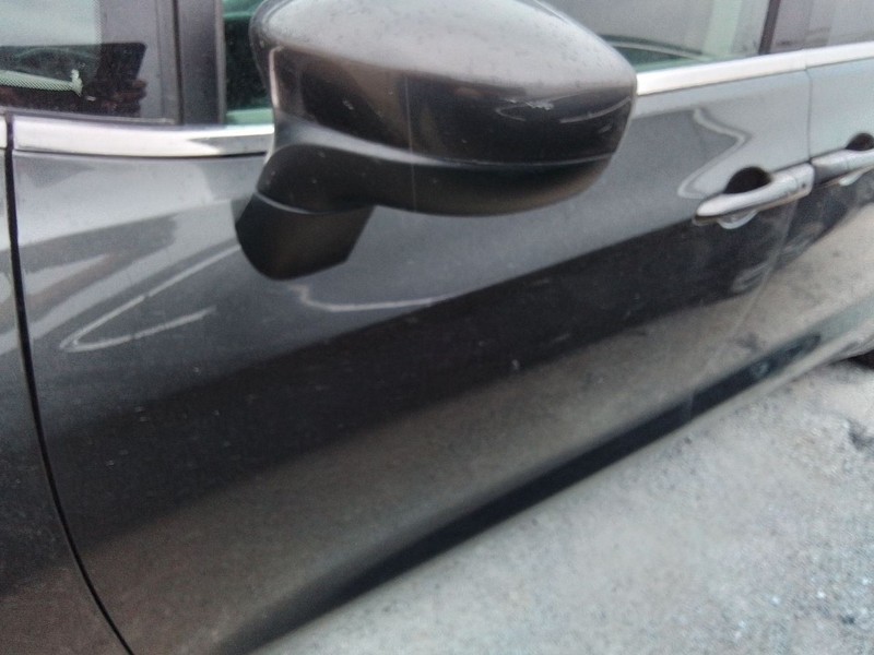 Driver Left Front Door Tempered Glass Fits 17-25 PACIFICA 3486970