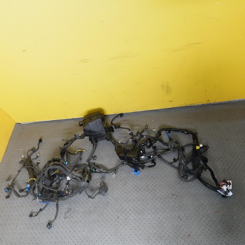 2022-2024 HYUNDAI TUCSON 2.5L AWD ENGINE BAY WIRE WIRING HARNESS W/ FUSE BOX OEM