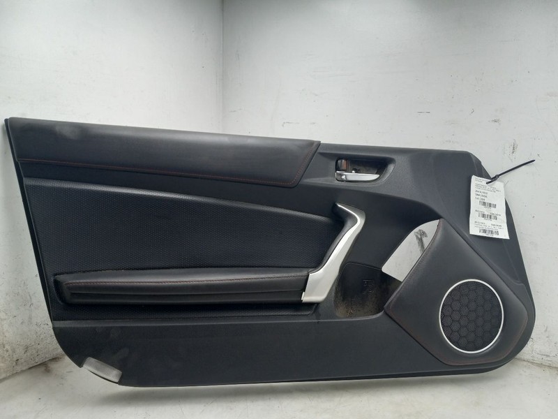 2018 SUBARU BR-Z FRONT DRIVER LEFT DOOR PANEL CLOTH
