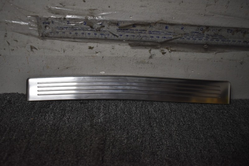 2014-2016 MERCEDES BENZ E 63 AMG S 4MATIC REAR SILL PLATE LEFT FACTORY OEM