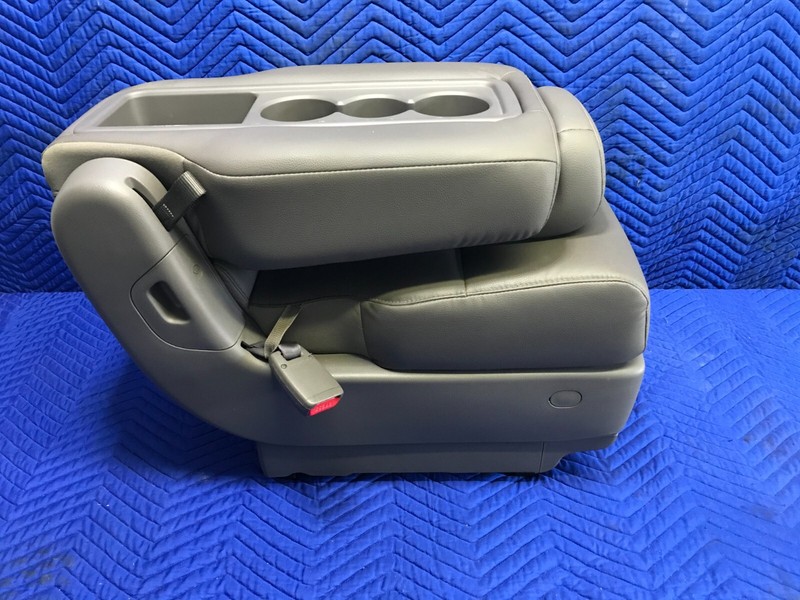 11-17 HONDA ODYSSEY 2ND ROW MIDDLE JUMP SEAT CONSOLE OEM GRAY LEATHER ~NICE~