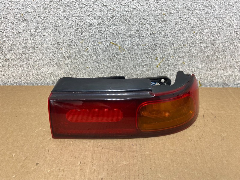 1992 to 1997 Subaru SVXPassenger Right Rh Side Tail Light O4993