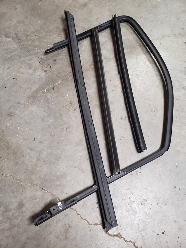 2012 Chevy 2500 Front Left Driver Door Trim Crewcab