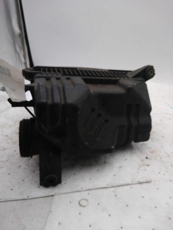 2016 KIA RIO Air Cleaner Assembly OEM Used 1.6L Blue 101K Miles 281101W170
