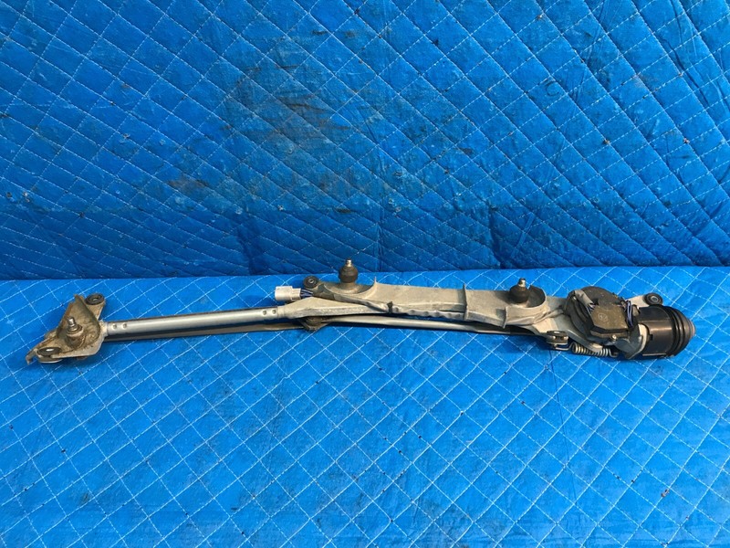 05-09 TOYOTA PRIUS WINDSHIELD WIPER MOTOR TRANSMISSION LINKAGE OEM