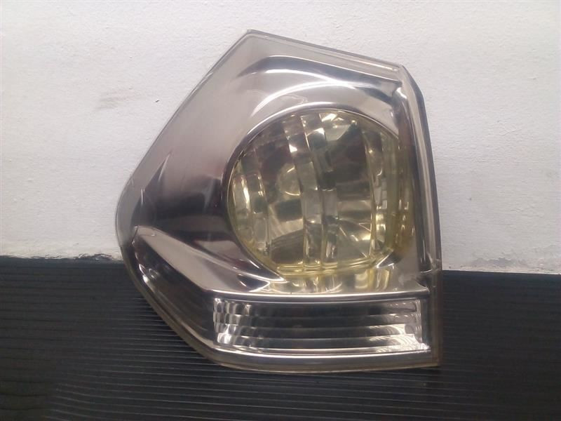 07-09 Lexus RX350 Left Driver Quarter Panel Mounted Tail Lamp OEM 81560-0E010