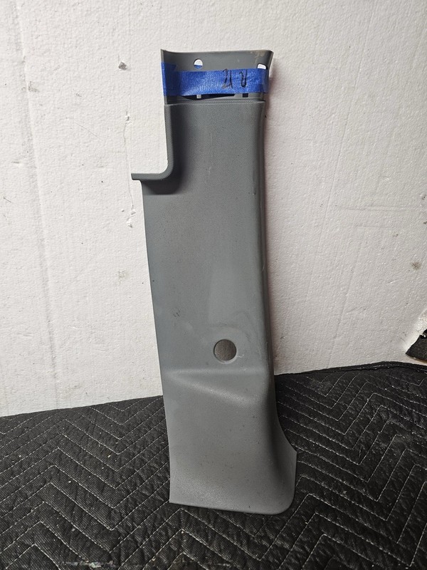 11-16 Ford F-250 Upper Pillar Trim Right Passenger Side Gray