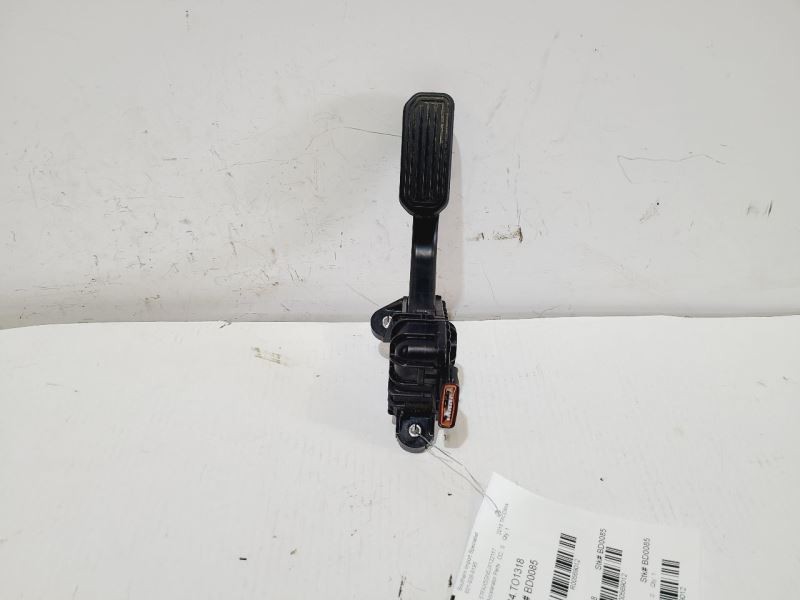 Accelerator Gas Pedal Fits 2018 TACOMA 569012