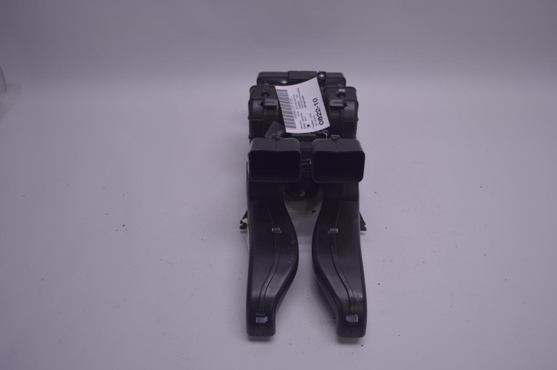 2007-2013 BMW X5M REAR A/C AIR HEATER BLOWER MOTOR FAN HOUSING AIR DUCT OEM