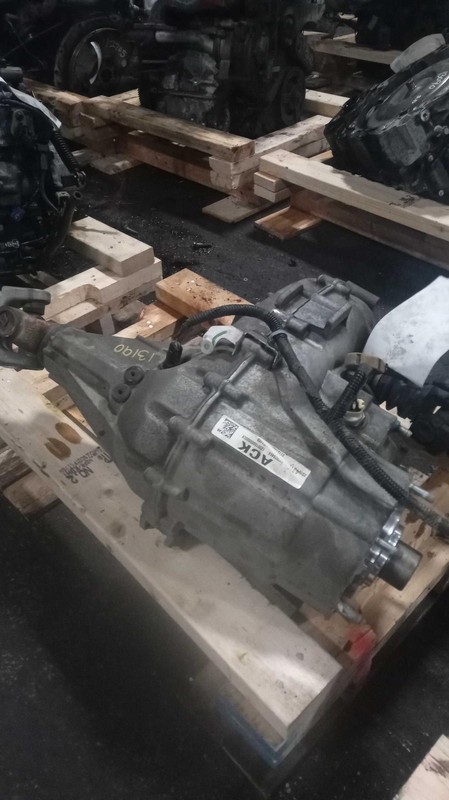 2015 Chevrolet Silverado 1500 Transfer Case Assembly OEM 129K Miles Black