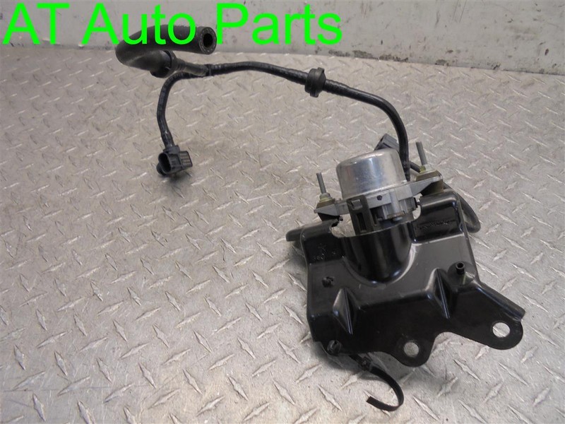 11 12 13 14 3.2L JEEP CHEROKEE BRAKE BOOSTER VACUUM PUMP 04581672AB