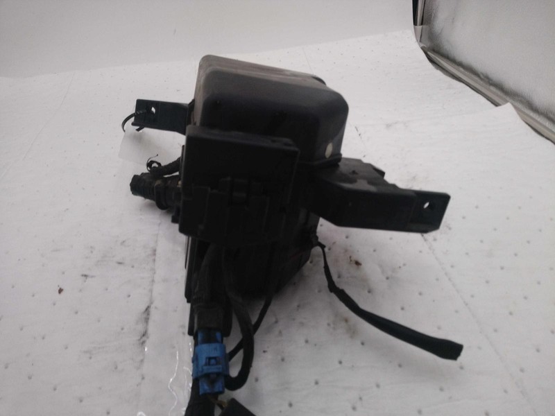 2008 Suzuki SX4 OEM Used Fuse Box 2.0L Blue 121K Miles Warranty Included