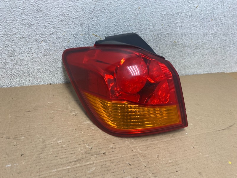 2011 to 2019 Mitsubishi Outlander Sport Left LH Side Tail Light Oem Q9102 DW