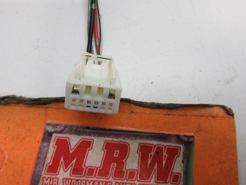 WIRE PLUG CONNECTOR PIGTAIL OFF RIGHT DOOR LATCH DOOR PANEL R RH RF PASSENGER TC