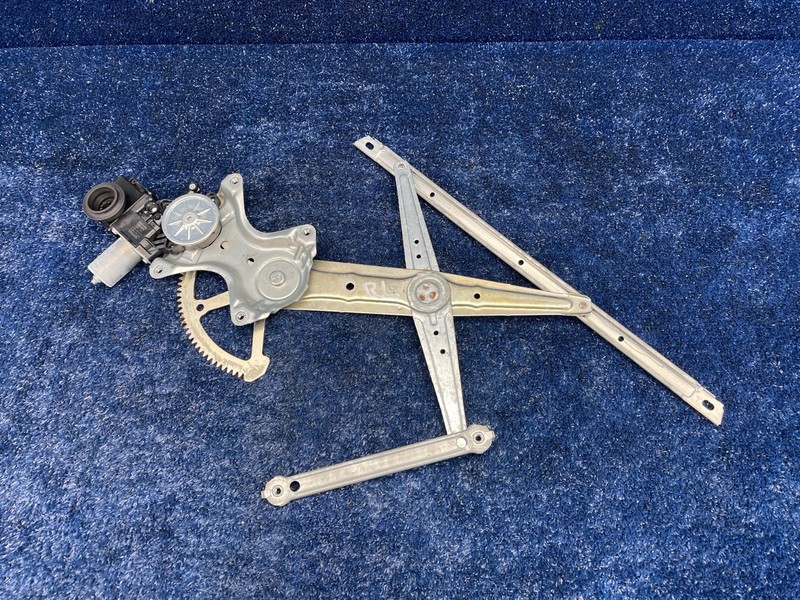 2018-2021 LEXUS NX300 REAR LEFT DOOR WINDOW REGULATOR W/ MOTOR OEM 8572078021