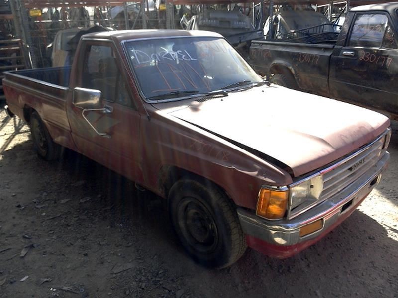 86 87 88 TOYOTA PICKUP DELUXE FRAM REGULAR CAB 1/2 TON LWB