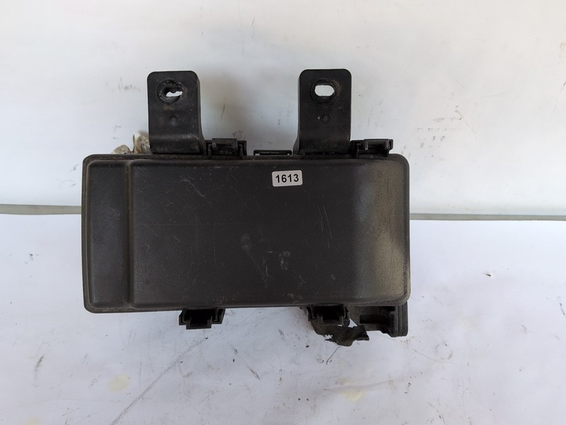 06-10 HYUNDAI SONATA 3.3L Engine Fuse Box Connection Block 91950-3K540 relay