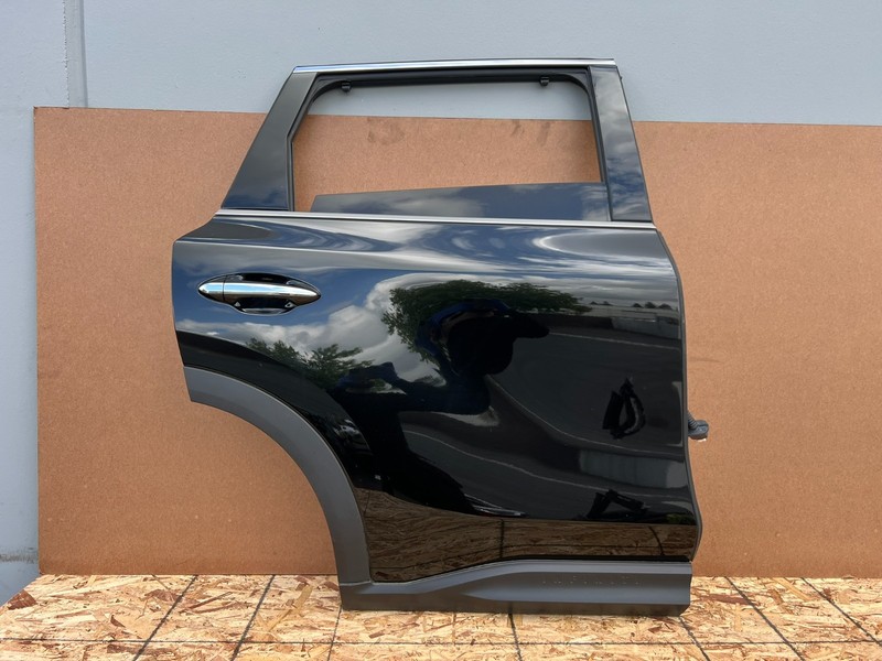 INFINITI QX60 2022-2026 OEM REAR RIGHT PASSENGER DOOR SHELL ASSEMBLY BLACK