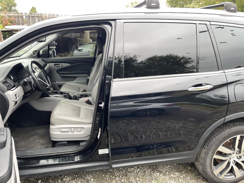 2016-2022 HONDA PILOT LEFT ROCKER W/POST BLACK PC:NH731P AT AWD 159K ELITE 58852