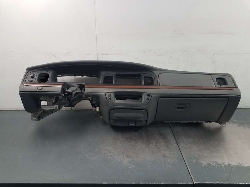 2003 Grand Marquis / Crown Vic Victoria Dash Panel #4659 L3