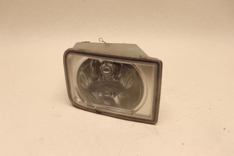 2004-2008 CADILLAC XLR FRONT RIGHT PASSENGER SIDE BUMPER FOG LIGHT LAMP OEM