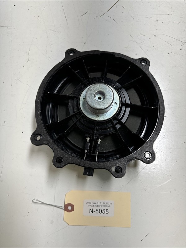 Tesla Model Y/3 Front Door Speaker Left or Right 1079744-00-E 8058 B42