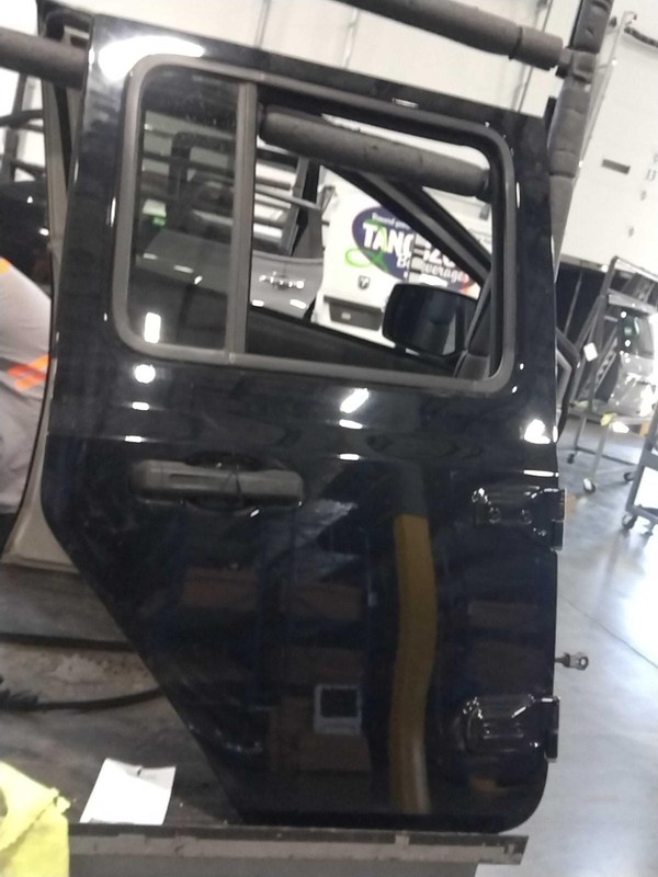2020 Jeep Gladiator Right Rear Door Black 683439 Used 58k Miles