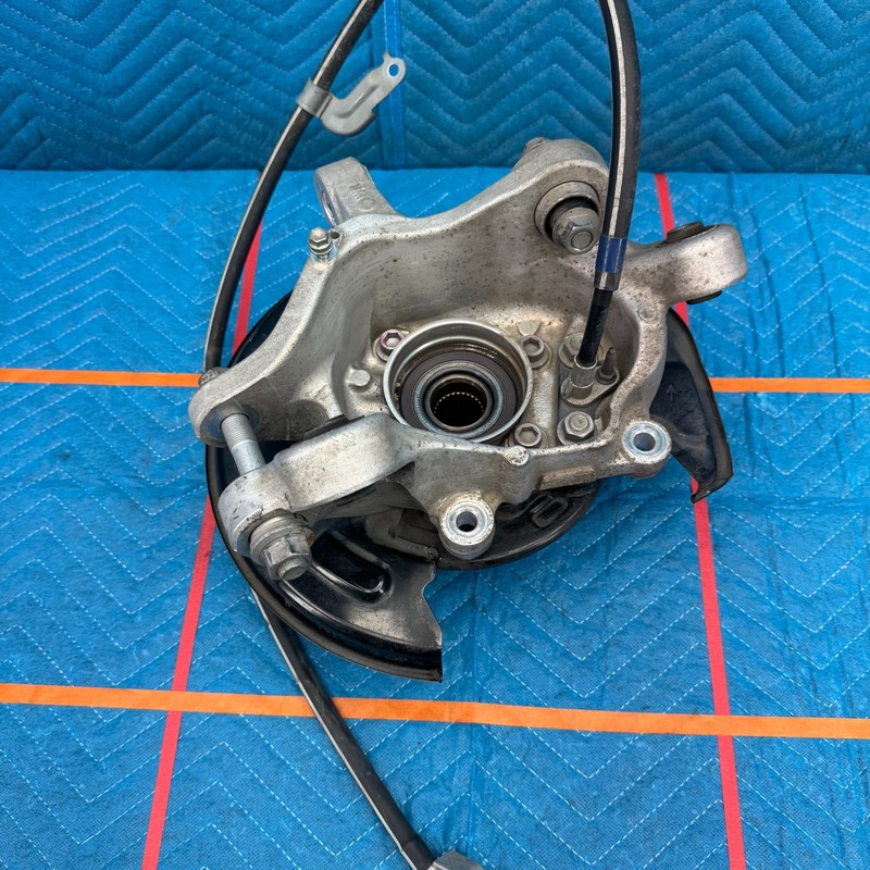 2015–2019 Lexus RC350 Rear Right Suspension Knuckle Assembly OEM