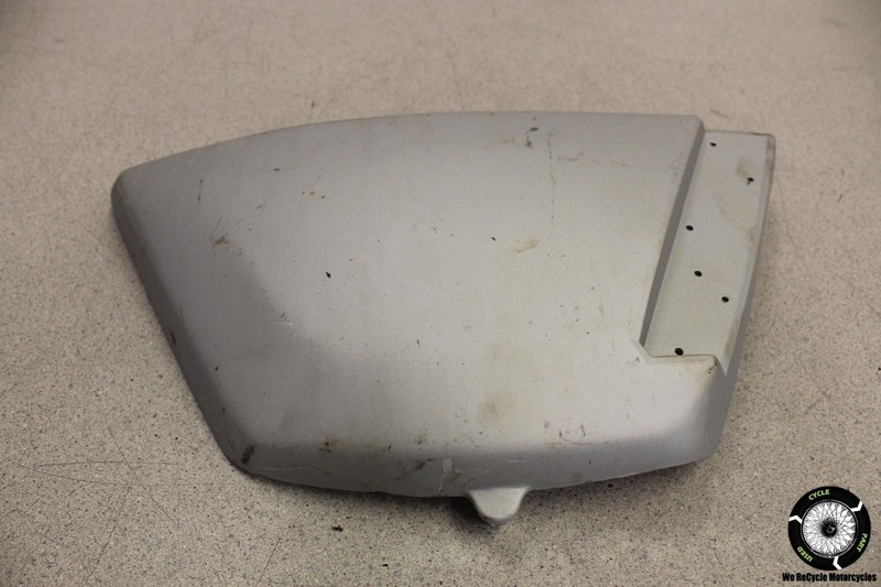 1977 Kawasaki KZ400 RIGHT SIDE COVER PANEL COWL FAIRING PLASTIC KZ 400 77