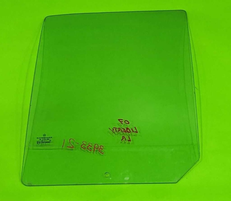 06 07 LIBERTY DRIVER LEFT REAR WINDOW DOOR GLASS OEM 3933-21