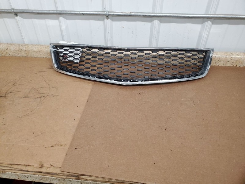 Grille LS Lower Center Fits 10-15 EQUINOX 295227