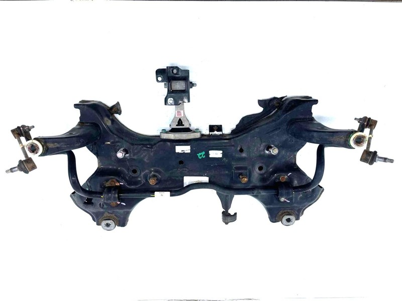 2017-2020 Hyundai Elantra Front Undercarriage Subframe W/ Sway Bar & Links Rust