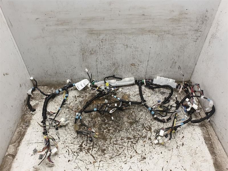 13 14 15 TOYOTA SIENNA XLE 2WD DASH WIRE HARNESS 82141-08632