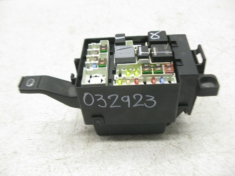 16-23 JAGUAR X260 XF 17-20 XE ENGINE FUSE BOX RELAY JUNCTION MODULE UNIT OEM 0 2