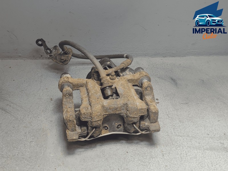 2017-2018 HONDA CIVIC HATCH REAR PASSENGER DISC BRAKE CALIPER W/ ELECTRO OEM