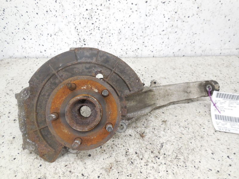 2006-2010 Jeep Commander Front Spindle Knuckle Hub Driver Left LH OEM