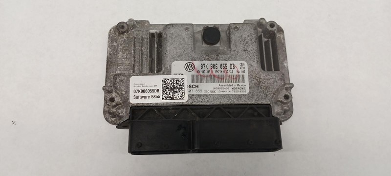 13-'14 VOLKSWAGEN BEETLE Electronic Control Module 2.5L CBUA OEM 1 Year Wnty!