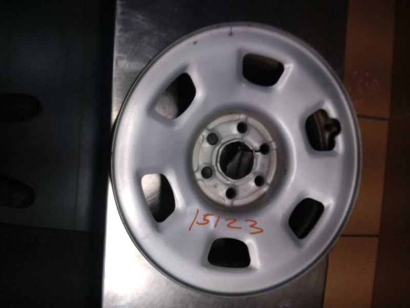 2016 Chevrolet Colorado OEM White Wheel 16x7 Steel, 124K Miles, Warranty