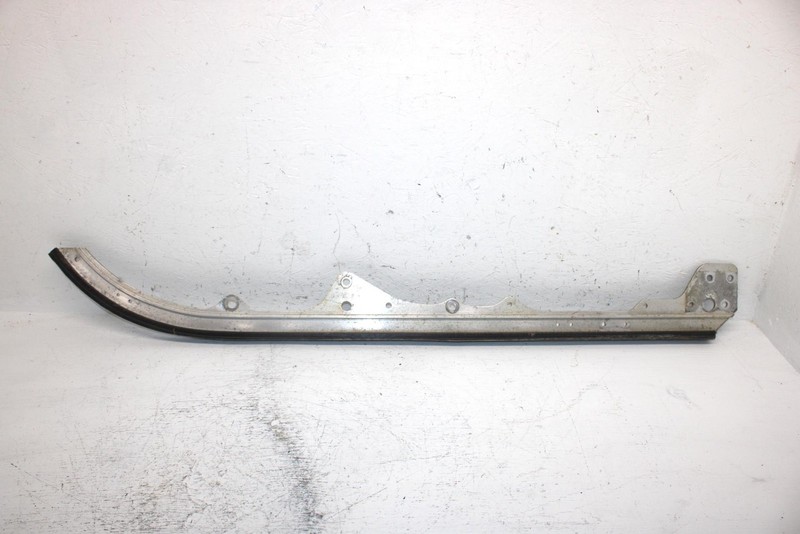 1997 Yamaha Venture Tr Oem Skid Rail 89X-47411-01-00 SY15