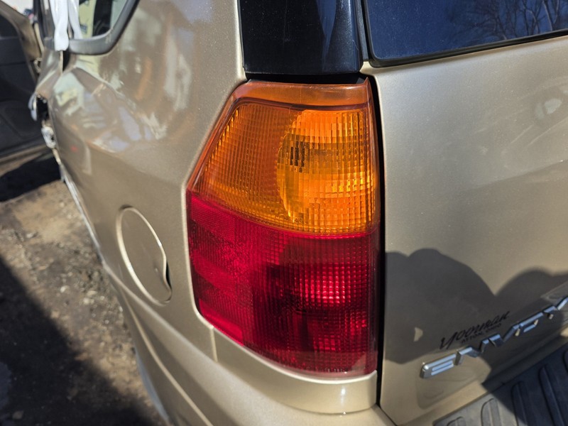 2002-2009 GMC Envoy Rear Driver Left Tail Light Tail Lamp Oem Tested