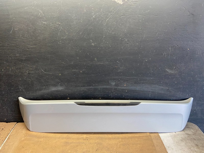 2006 to 2008 Saab 9-3 Wagon Combi Rear Spoiler Wing OEM R0173 DG