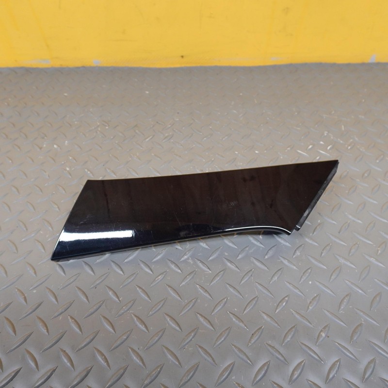 2022-2023 CHEVROLET BOLT EV TAILGATE LIFTGATE LEFT SIDE APPLIQUE MOLDING OEM
