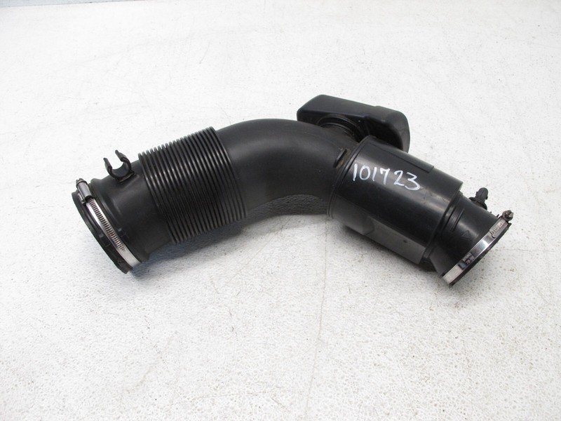 11-15 AUDI 4L Q7 3.0 AIR INTAKE PRESSURE HOSE TUBE PIPE RESONATOR OEM 101723