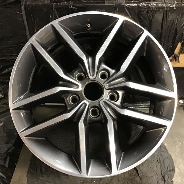 2017-2022 Grand Cherokee 9165 Wheel 18 x 8 Rim Charcoal Grey Polished 5XK99TRMAB