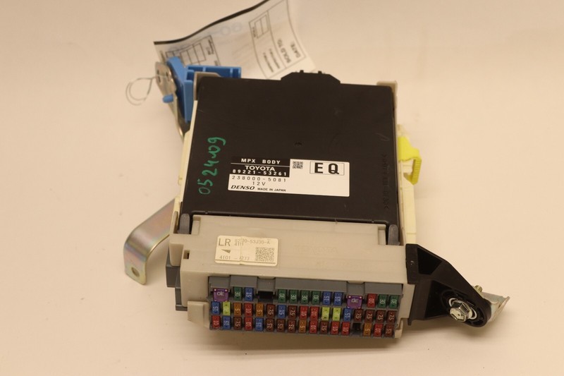 2014-2015 LEXUS IS250 IS350 LEFT DASH MULTIPLEX NETWORK BODY MODULE JUNCTION OEM