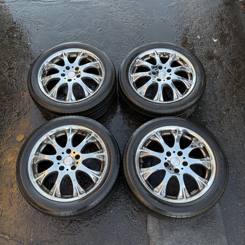 Momo M1 Wheel Rim 17x7 Set of 4 (LOCAL PICKUP ONLY)