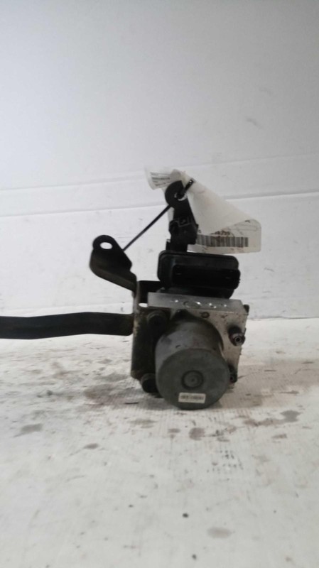 2013 KIA SOUL ABS Pump & Motor Assembly OEM 589102K200 27K Miles Red
