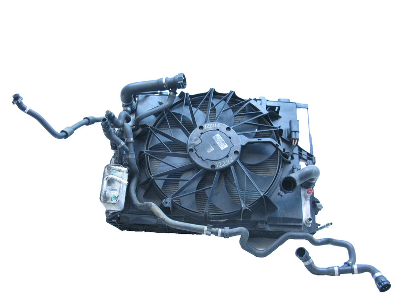2006 BMW E60 525XI Engine Cooling Assembly Radiator Condenser Fan Motor OEM E61
