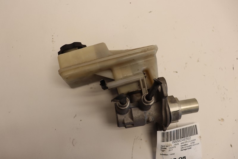2017-2020 CADILLAC XT5 3.6L POWER BRAKE MASTER CYLINDER W/ TANK OEM